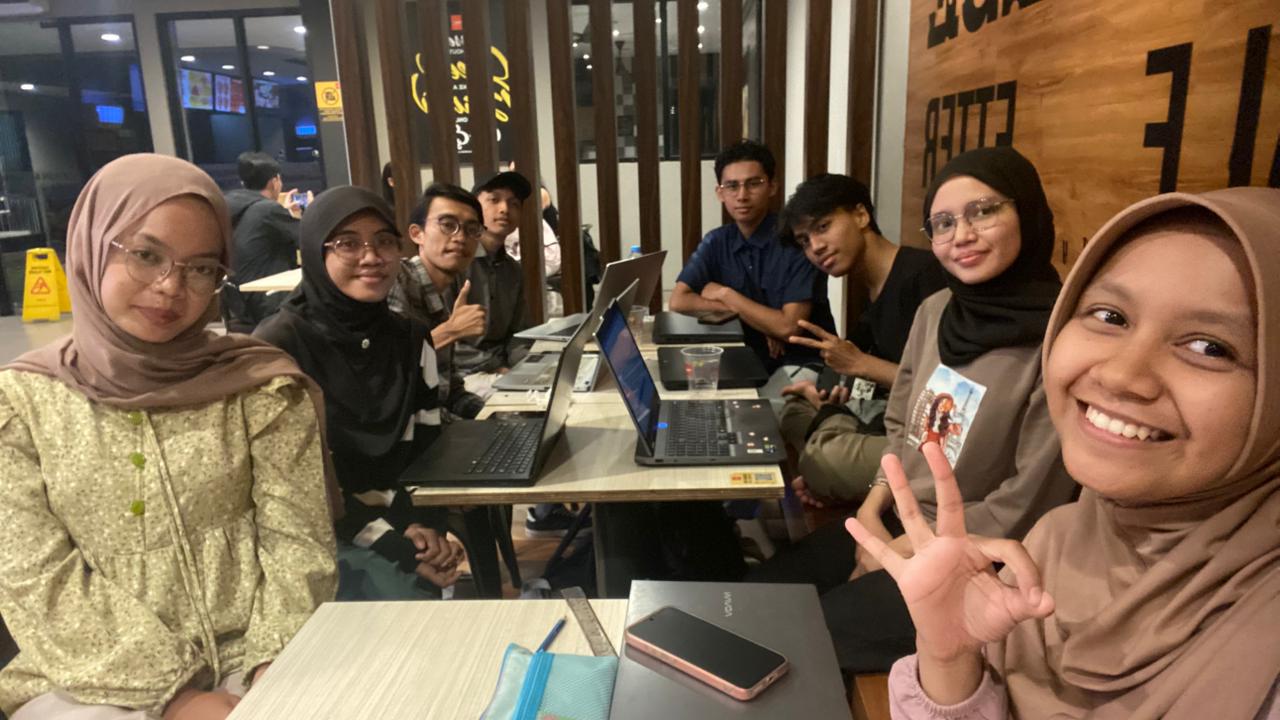 Dokumentasi kegiatan RakitCode 9